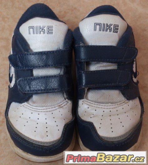Chlapecké botasky, tenisky, NIKE, vel.23,5 – fotografie 1