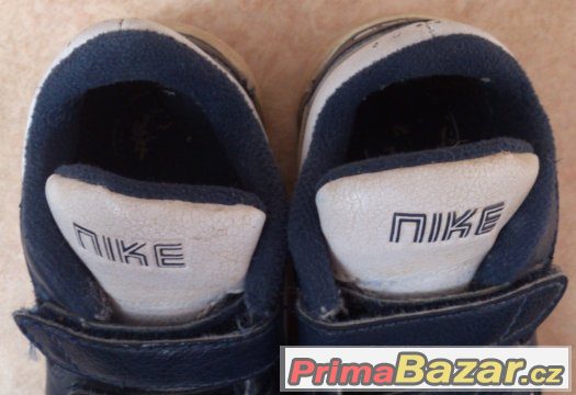Chlapecké botasky, tenisky, NIKE, vel.23,5 – fotografie 4