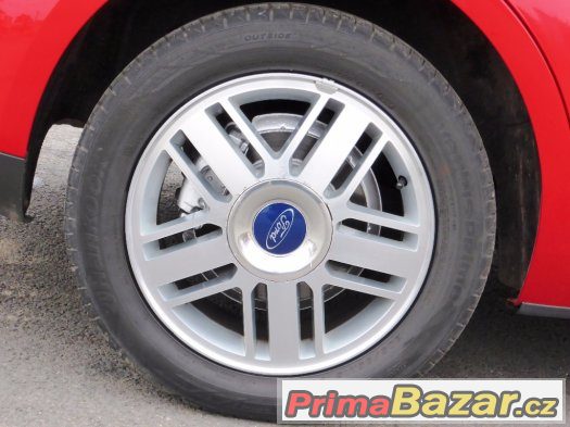 Ford Focus II Combi 2006 1.6i16V74kW GHIA Tažné Multi.volant – fotografie 4