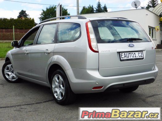 Ford Focus II Combi 2008 1.6i16V 74kW GHIA 1MAJITEL TOP STAV – fotografie 4