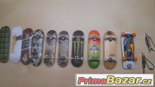 Fingerboardy + finger kolečkové brusle – fotografie 1