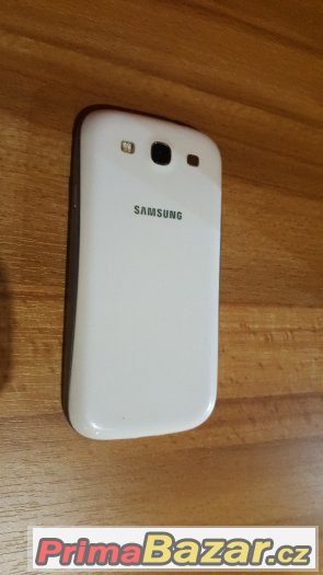 Samsung Galaxy S III (i9300), Marble White - jako nový – fotografie 2