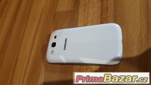 Samsung Galaxy S III (i9300), Marble White - bílý – fotografie 3