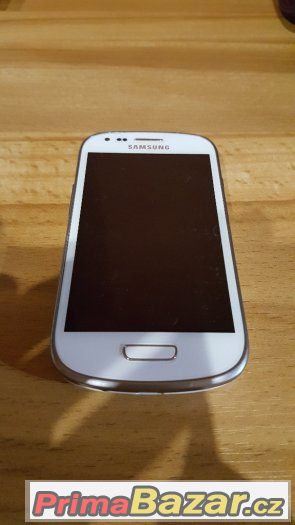 Samsung Galaxy S III mini (i8190N) NFC, Ceramic White – fotografie 3