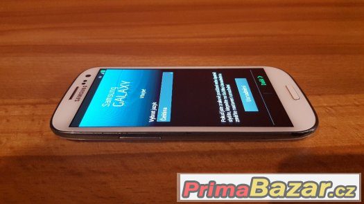 Samsung Galaxy S III (i9300), Marble White - bílý, použitý – fotografie 2