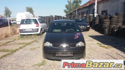 Seat Arosa - 1.0 Mpi - Benzín - RV: 2004 – fotografie 1
