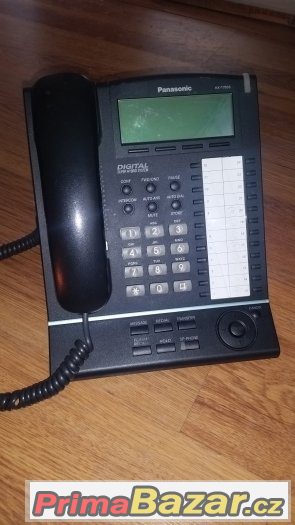Systémový digitální telefonní přístr. Panasonic KX-T7636CE-B – fotografie 3