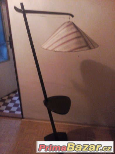 Stojací lampa - Krásná jizba. Arch. Václav Rada(dp). – fotografie 4