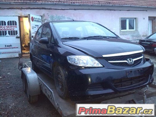 Honda City na náhradní díly rv. 2007 – fotografie 1