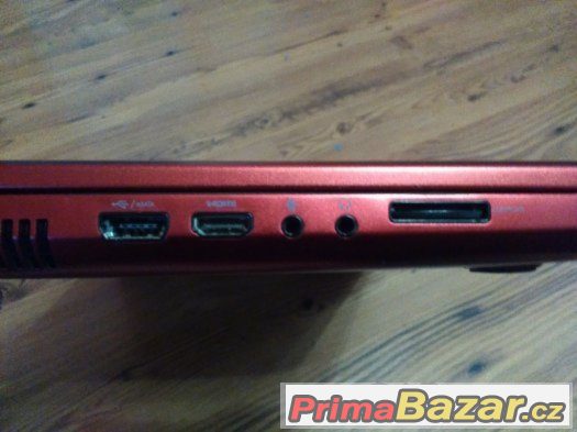 Dell Vostro 3750 – fotografie 4