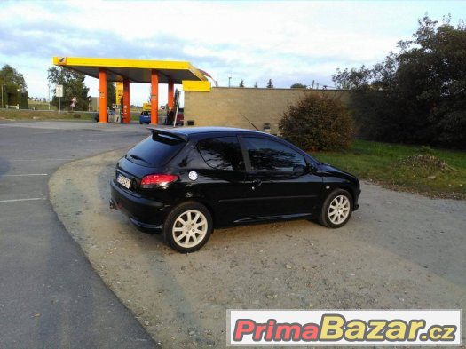 Peugeot 206 GTi – fotografie 3