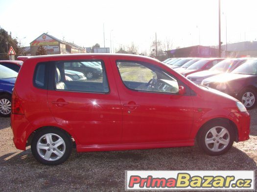 Daihatsu YRV 1.3 16v – fotografie 3