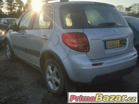 Suzuki SX4 – fotografie 4