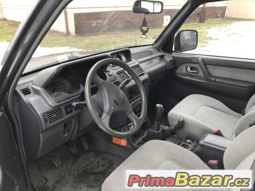 Mitsubishi Pajero  2,5TD – fotografie 5