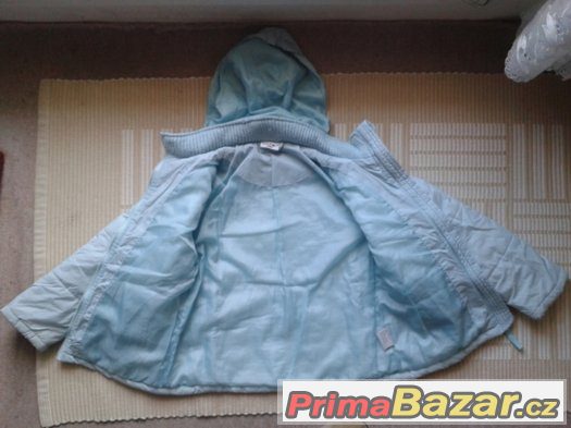 svetle modra s kapuci zn.128,na zip s kostici,heboucka,levne – fotografie 2