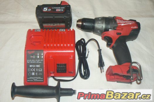 Nová  Milwaukee M18CPD (s příklepem), ČB – fotografie 1