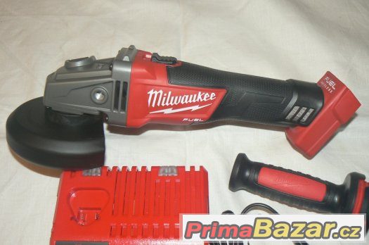 Milwaukee M18 CAG125X nová. ČB. – fotografie 2