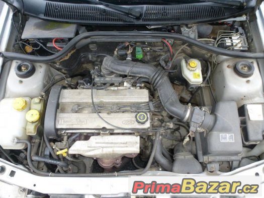 Ford Escort 1.6 16V combi – fotografie 5