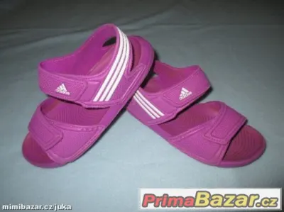 Sandálky adidas akwah stélka 20cm