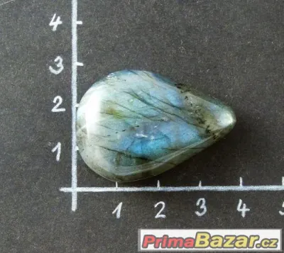 Labradorit - slza (111)