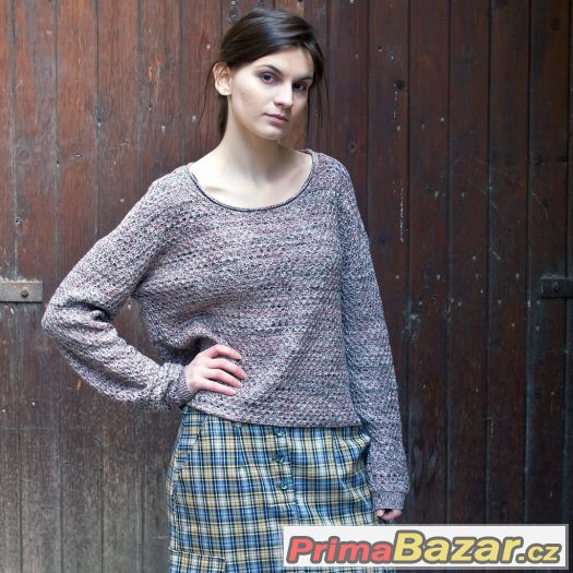 Trpytivy Svetr znacky TWENTY3 TOP STAV – fotografie 2