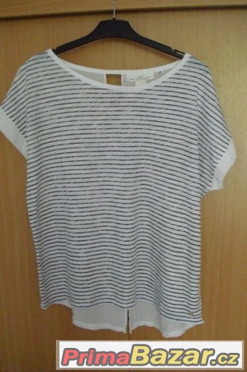 Bílé tričko s tmavě modrými proužky značky H&M – fotografie 1