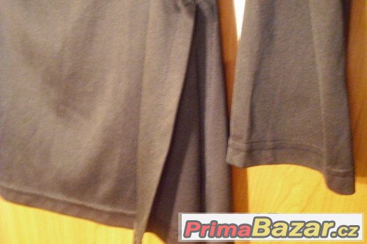 Černý top s dlouhým rukávem značky Bewear – fotografie 4