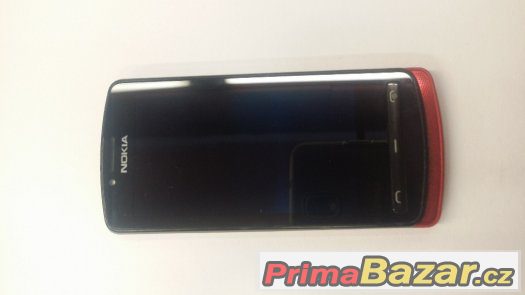 Nokia 700 – fotografie 1