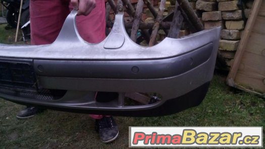 Přední narázník s park. senzory Mercedes clk w208 – fotografie 2