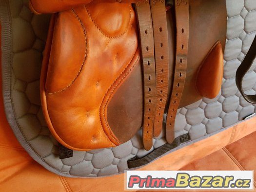 SKOKOVÉ SEDLO KENTAUR HANULAY 17,5"/2 – fotografie 3