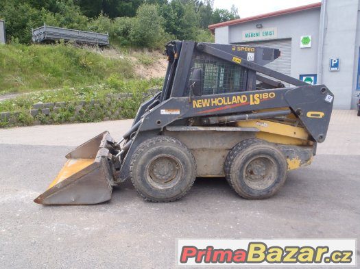 Nabízím nakladač New Holland LS 180 – fotografie 2