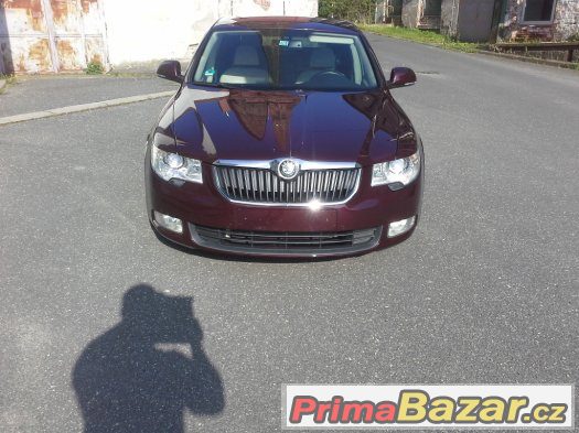 prodám Škoda Superb 2 2.0tdi 103kw kuže,navi,serviska – fotografie 2