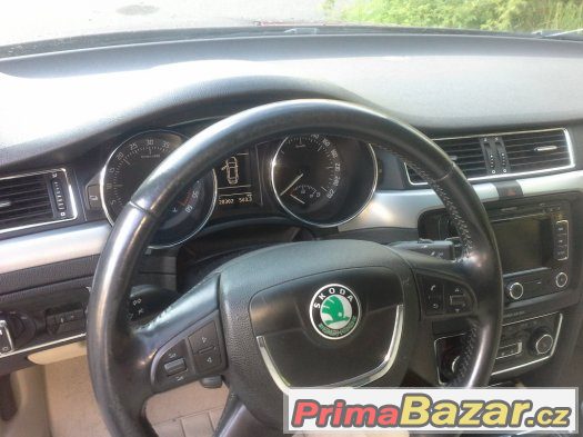 prodám Škoda Superb 2 2.0tdi 103kw kuže,navi,serviska – fotografie 5
