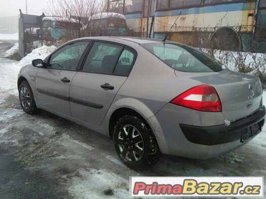 Renault Mégane 1,5 DCi SEDAN – fotografie 3