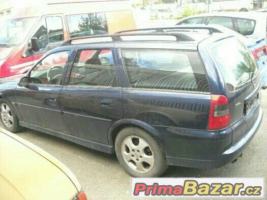 Opel Vectra combi 1.6 16v – fotografie 4
