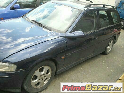 Opel Vectra combi 1.6 16v – fotografie 5