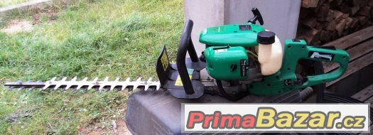 Prodám kvalitní motorový plotostřih, minimálně použitý – fotografie 2