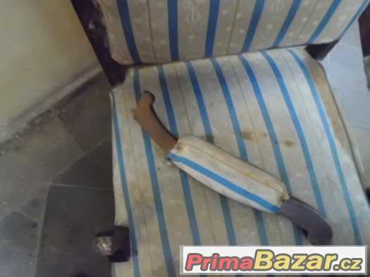Krásné zajímavé Starožitné vyřezávané křeslo na renovaci – fotografie 3