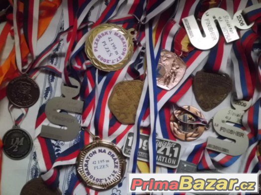 hromada různých Sportovních Medailí – fotografie 2