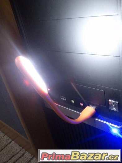 Svítilna na USB – fotografie 2