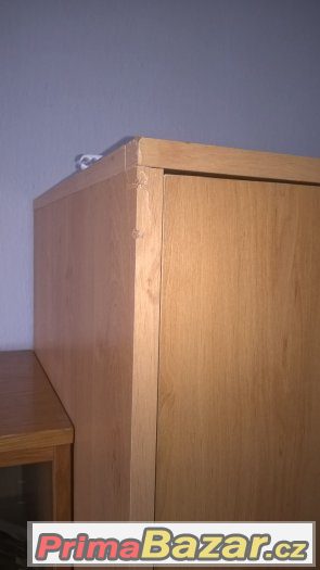 prodám set skříň a stůl – fotografie 3