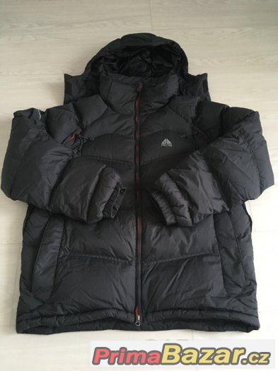 Pánská černá péřová bunda NIKE vel. XL – fotografie 1