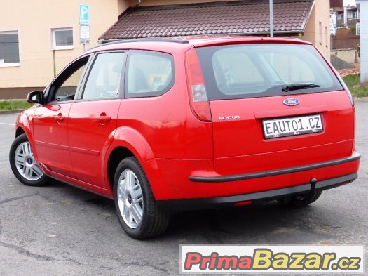 Ford Focus II Combi 2006 1.6i16V74kW GHIA Tažné Multi.volant – fotografie 4