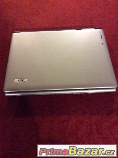 Acer Aspire 3003WLMi – fotografie 1