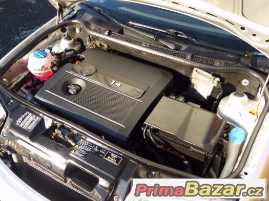 ŠKODA FABIA COMBI 2005 1.4i16V 55kW KLIMA SERVISKA ELEGANCE – fotografie 5
