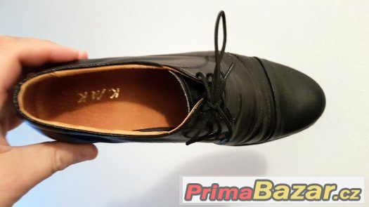 Prodám kvalitní kožené černé boty velikosti 38. – fotografie 3