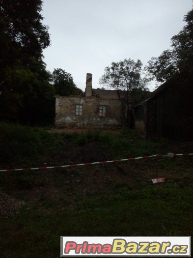 Materiál z demolice cihlového domu – fotografie 3