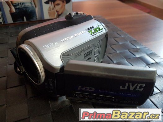 Video kamera JVC everio s HDD , fotak Casio zdarma – fotografie 1