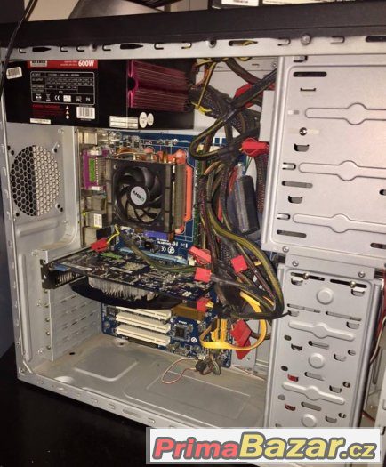 Stolní PC kompletní – fotografie 2