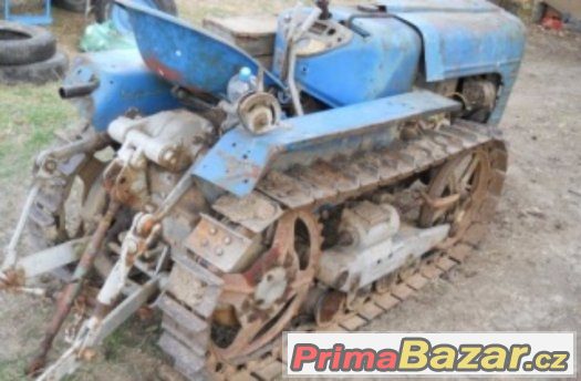 Koupím pásák, pásový traktor – fotografie 1